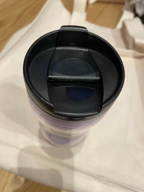 美品 スターバックスセレブレーション2018タンブラー限定デザイン < インテリア/ライフ 美品 スターバックスセレブレーション2018タンブラー限定デザイン < インテリア/ライフの