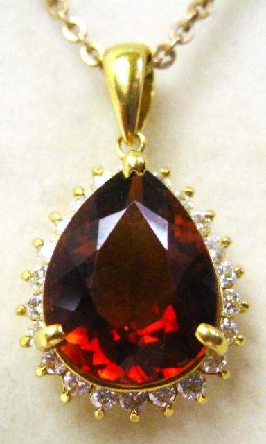 極美品K18 18金ペンダント 上質 シトリン ペアーシェブ ダイヤ0.44ct < 女性アクセサリー/時計  極美品K18 18金ペンダント 上質 シトリン ペアーシェブ ダイヤ0.44ct  < 女性アクセサリー/時計の