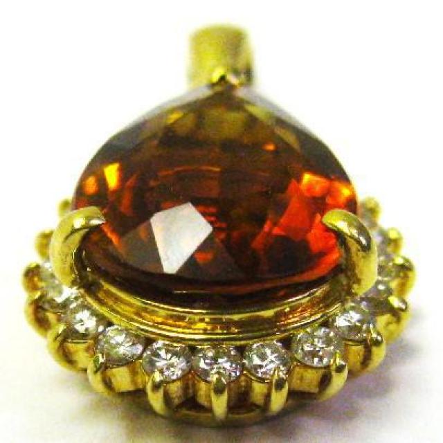 極美品K18 18金ペンダント 上質 シトリン ペアーシェブ ダイヤ0.44ct < 女性アクセサリー/時計  極美品K18 18金ペンダント 上質 シトリン ペアーシェブ ダイヤ0.44ct < 女性アクセサリー/時計の