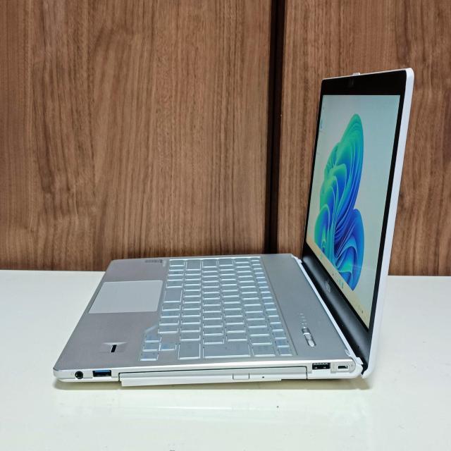 FUJITSU LIFEBOOK Corei5 メモリ12GB SSD512GB Webカメラ DVD 高解像度 Office < PC本体/周辺機器 FUJITSU LIFEBOOK Corei5 メモリ12GB SSD512GB Webカメラ DVD 高解像度 Office < PC本体/周辺機器の