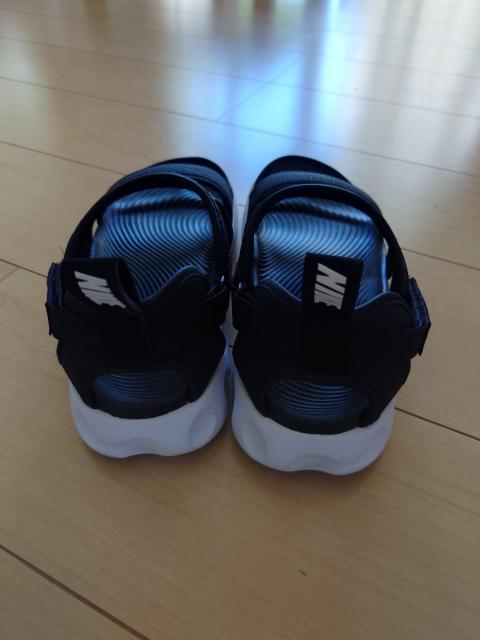 NIKE�@�T���_���@�i�C�L�@25.0cm �� �u�����h�� 