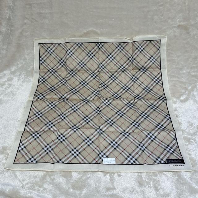 BURBERRY �n���J�`�@�X�J�[�t �� �����t�@�b�V������ 
