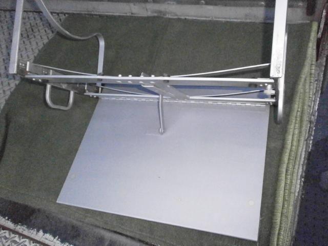 ČR A~ tH[fBO e[u U.S. ARMY MEDICAL TABLE  zr[ 