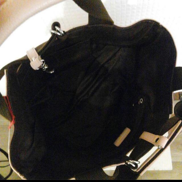 新品タグ付き 本革バッグ トートバッグ ピンク < 女性ファッション  新品タグ付き 本革バッグ トートバッグ ピンク < 女性ファッションの