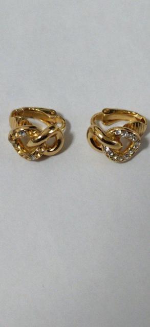 【真正品】Christian Dior クリスチャンディオール イヤリング < ブランド 【真正品】Christian Dior クリスチャンディオール イヤリング < ブランドの