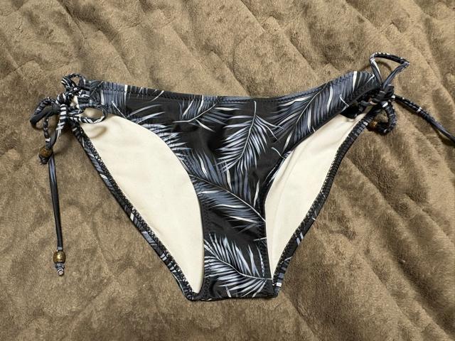 タンス整理品 新品未使用 おまとめOK ワイヤービキニ XLサイズ < 女性ファッション  タンス整理品 新品未使用 おまとめOK ワイヤービキニ XLサイズ < 女性ファッションの