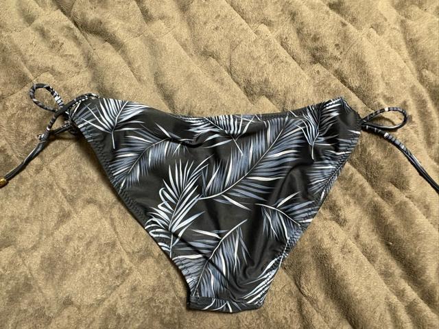 タンス整理品 新品未使用 おまとめOK ワイヤービキニ XLサイズ < 女性ファッション  タンス整理品 新品未使用 おまとめOK ワイヤービキニ XLサイズ < 女性ファッションの