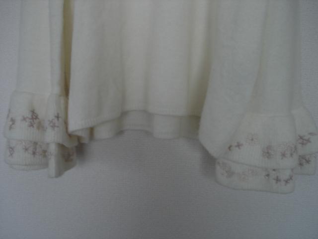 ★クイーンズコート 袖フリルデザインオフタートルニット★クローゼット整理価格! < ブランド ★クイーンズコート 袖フリルデザインオフタートルニット★クローゼット整理価格! < ブランドの