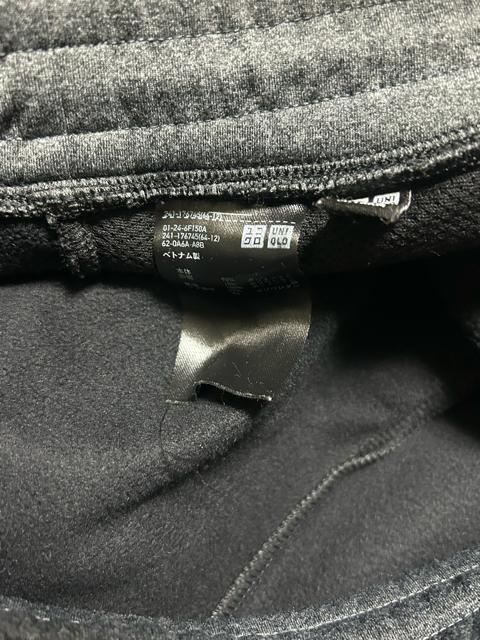ユニクロ ブロックテックフリースパンツ 暖パン グレー L < ブランド ユニクロ ブロックテックフリースパンツ 暖パン グレー L < ブランドの