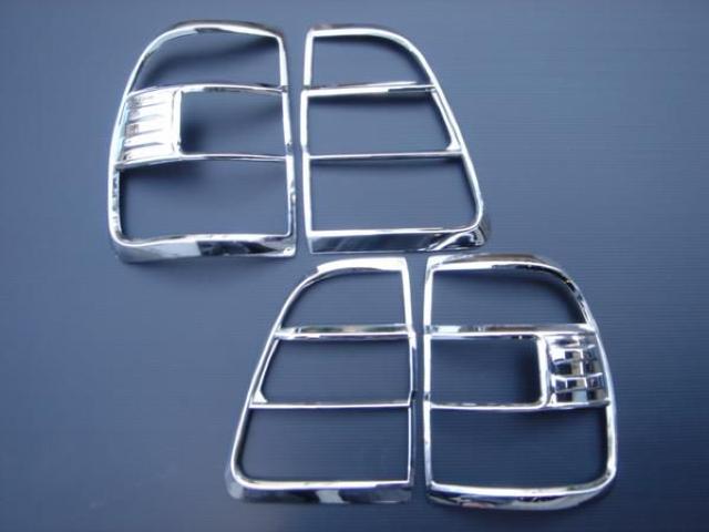 トヨタ クロームメッキテールライトリング(後期) ランクル100 系 < 自動車/バイク トヨタ クロームメッキテールライトリング(後期) ランクル100 系 < 自動車/バイク