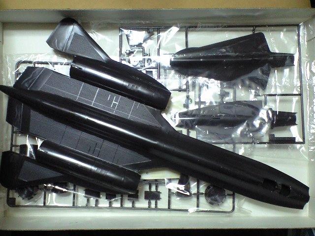 1/72 nZK AJR SR-71A ubNo[h/GTD-21B  zr[ 