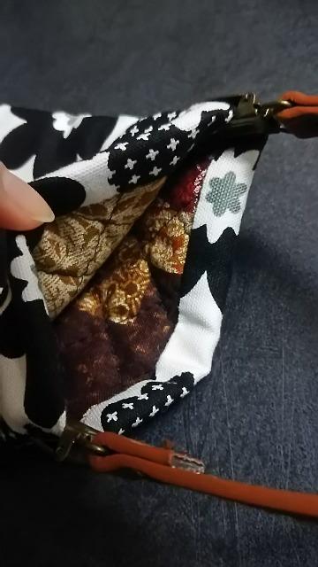 ハンドメイド★スマホ・携帯ポーチ 【モノクロ花柄】 < 女性ファッション  ハンドメイド★スマホ・携帯ポーチ 【モノクロ花柄】 < 女性ファッションの