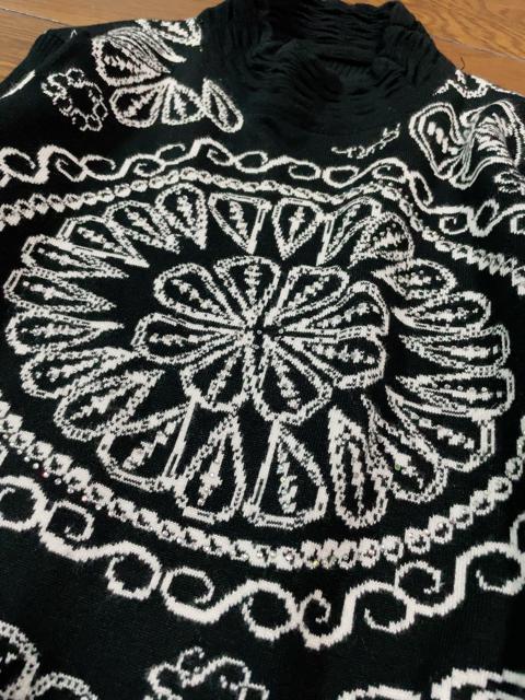 【セレクトショップ】幾何学刺繍◆上質ブラック系ハイネックリブ編みニット < 女性ファッション  【セレクトショップ】幾何学刺繍◆上質ブラック系ハイネックリブ編みニット < 女性ファッションの