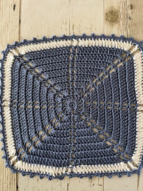 ハンドメイド♪ スクエアドイリー ブルー×ホワイト < ペット/手芸/園芸 ハンドメイド♪ スクエアドイリー ブルー×ホワイト < ペット/手芸/園芸の