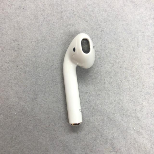 即決 Apple アップル AirPods 第一世代 右耳のみ A1523 < 家電/AV  即決 Apple アップル AirPods 第一世代 右耳のみ A1523 < 家電/AVの