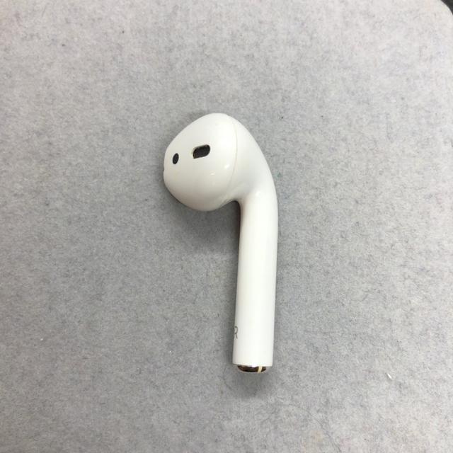 即決 Apple アップル AirPods 第一世代 右耳のみ A1523 < 家電/AV  即決 Apple アップル AirPods 第一世代 右耳のみ A1523 < 家電/AVの