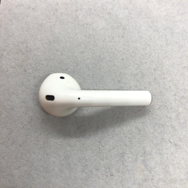 即決 Apple アップル AirPods 第一世代 右耳のみ A1523 < 家電/AV  即決 Apple アップル AirPods 第一世代 右耳のみ A1523 < 家電/AVの