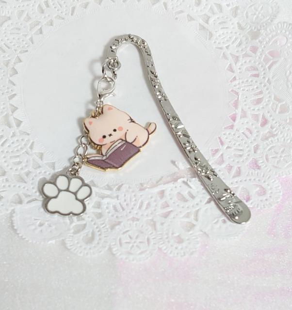 nhChubN}[J[Ǐɂ񂱁N[