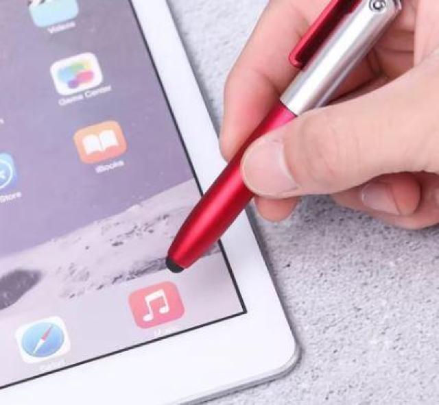 X}z@@\@4in1 ܂肽ݎ@X^h@X^CX@y@Cg@{[y@^b`XN[@^ubg@70  Ɠd/AV 