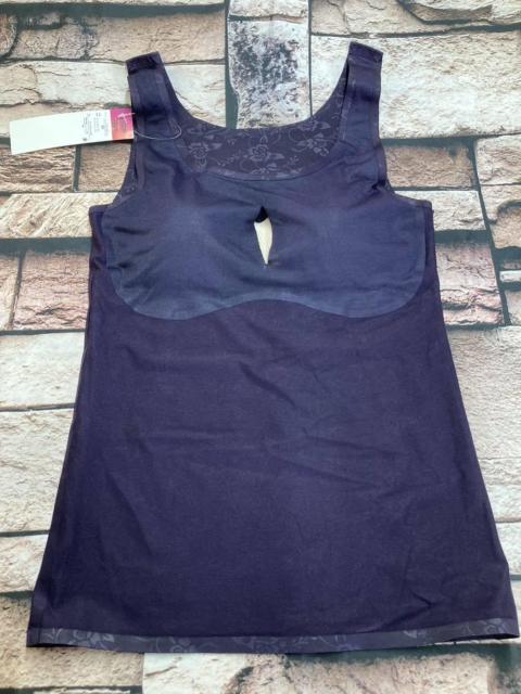 Dڂ̂ŃAE^[ɂЂтɂI@\őfɃtBbgIKENуJbvt^Ngbv(QF)P  t@bV 