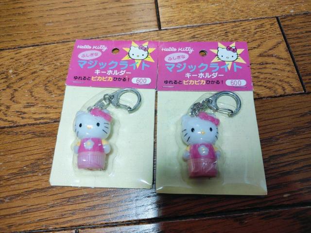 �n���[�L�e�B HelloKitty ���g�� ���a �ӂ����ȃ}�W�b�N���C�g�L�[�z���_�[  �� ��������� 