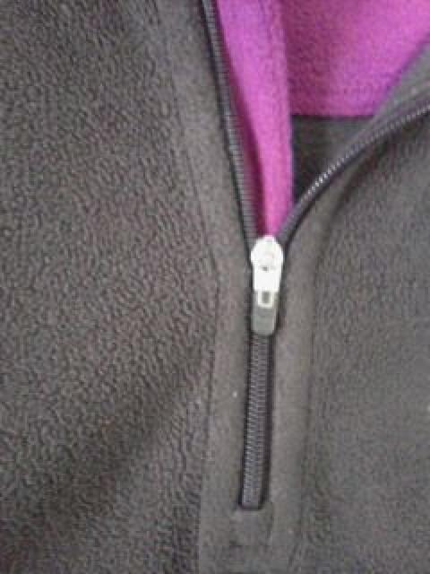 F[200UNIQLOYt[XVc uE l  uh 