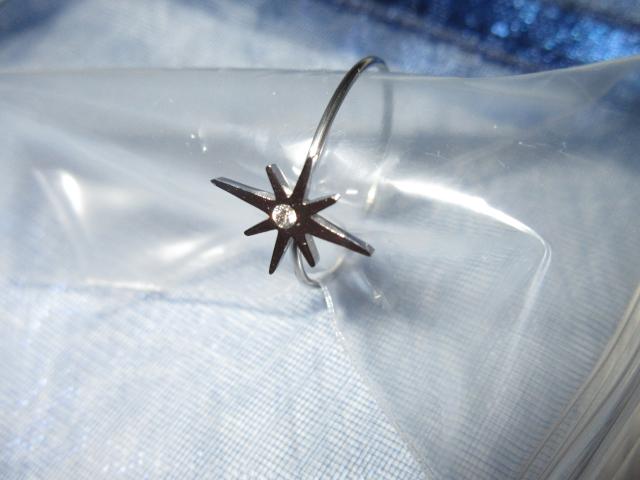 未使用☆ステンレス製リング指輪*キラキラデザイン(シルバー) < 女性アクセサリー/時計  未使用☆ステンレス製リング指輪*キラキラデザイン(シルバー) < 女性アクセサリー/時計の