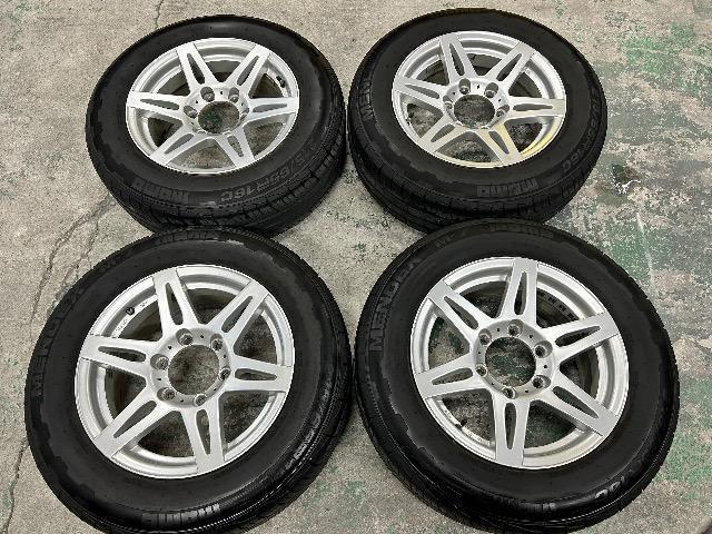 7072034)ハイエースレジアスエース16インチ7J+25momoタイヤ215/65R16C 109/107T4本セット送料無料 < 自動車/バイク 7072034)ハイエースレジアスエース16インチ7J+25momoタイヤ215/65R16C 109/107T4本セット送料無料 < 自動車/バイク