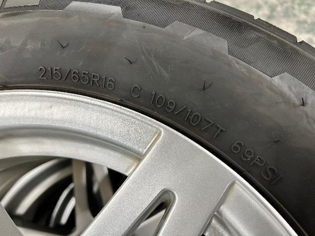 7072034)ハイエースレジアスエース16インチ7J+25momoタイヤ215/65R16C 109/107T4本セット送料無料 < 自動車/バイク 7072034)ハイエースレジアスエース16インチ7J+25momoタイヤ215/65R16C 109/107T4本セット送料無料 < 自動車/バイク