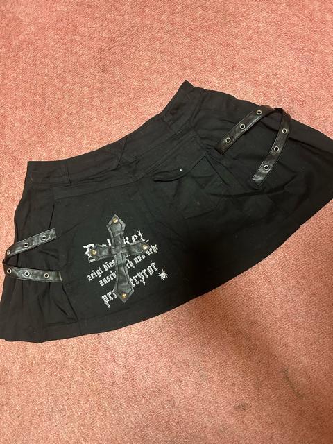 BODYLINE ロックスタイル スカルプリント レザークロスベルト装飾 パンク y2k ミニスカート < ブランド  BODYLINE ロックスタイル スカルプリント レザークロスベルト装飾 パンク y2k ミニスカート < ブランドの