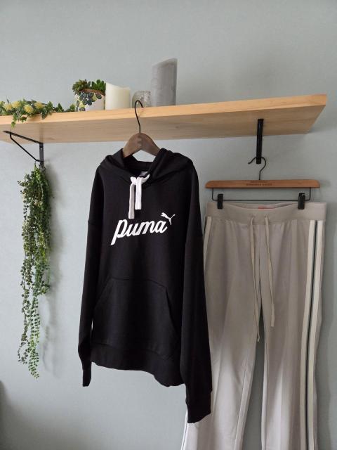 PUMA/パーカー★ブラックにホワイトロゴのスウエットパーカー/新品♪ < ブランド  PUMA/パーカー★ブラックにホワイトロゴのスウエットパーカー/新品♪ < ブランドの