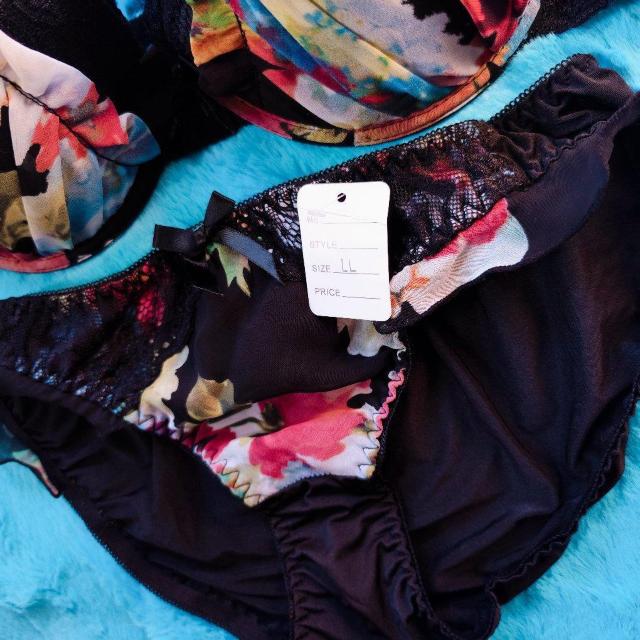 透けシフォンがエロカワッ。。F85×LL。。ぼかしフラワー柄ブラジャー&ショーツセット。。グラマー大きいサイズ お花柄。。。 < 女性ファッション  透けシフォンがエロカワッ。。F85×LL。。ぼかしフラワー柄ブラジャー&ショーツセット。。グラマー大きいサイズ お花柄。。。 < 女性ファッションの