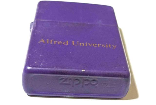 ZIPPOライター 紫色 Alfred University アルフレッド大学 ジッポー < 男性ファッション ZIPPOライター 紫色 Alfred University アルフレッド大学 ジッポー < 男性ファッションの