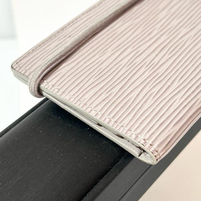 LOUIS VUITTON ���C���B�g�� �G�s �|���g�J���g�E�g�����X�|�[�g MI0032 �J�[�h�P�[�X �p�X�P�[�X ���h���� �� �u�����h�� 
