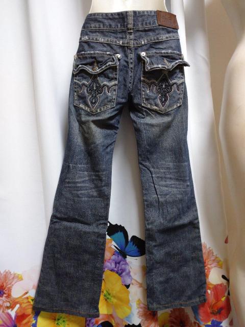 VICA PHRASE ブーツカット ジーンズ・デニム < 女性ファッション  VICA PHRASE ブーツカット ジーンズ・デニム < 女性ファッションの