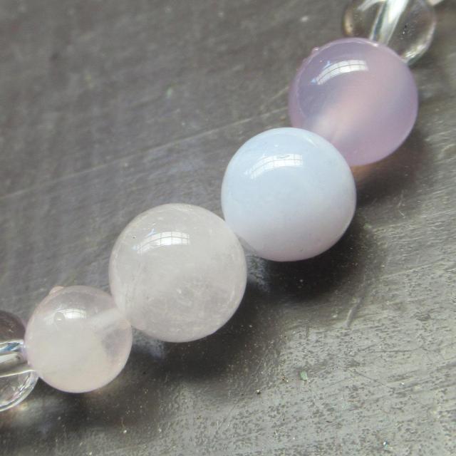 パープルカルセドニーxブルーレースxラベンダーアメジストブレスレット 天然石 < 女性アクセサリー/時計 パープルカルセドニーxブルーレースxラベンダーアメジストブレスレット 天然石 < 女性アクセサリー/時計の