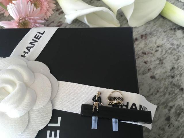 ★正規新品★CHANEL★イヤホーンジャック★バッグ/人形/ココマークラインストーン★ < ブランド ★正規新品★CHANEL★イヤホーンジャック★バッグ/人形/ココマークラインストーン★ < ブランドの