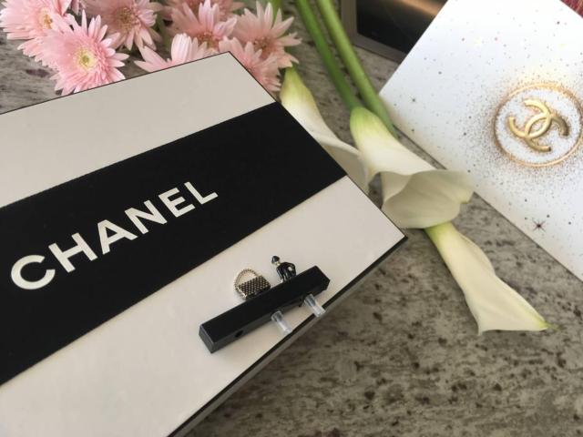 ★正規新品★CHANEL★イヤホーンジャック★バッグ/人形/ココマークラインストーン★ < ブランド ★正規新品★CHANEL★イヤホーンジャック★バッグ/人形/ココマークラインストーン★ < ブランドの
