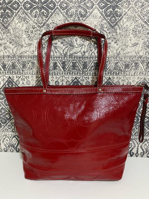 【中古品】COACH コーチ F15142 シグネチャー トートバッグ ハンド < ブランド  【中古品】COACH コーチ F15142 シグネチャー トートバッグ ハンド < ブランドの