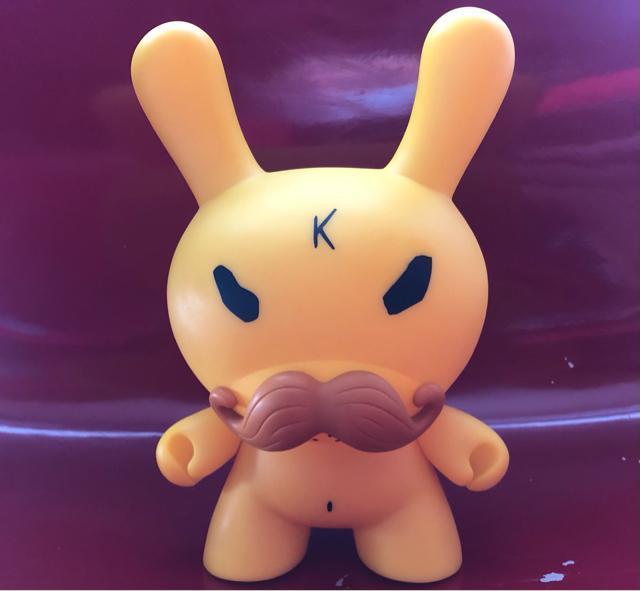 《Kidrobot × Swatch》フィギュア kozik toy2r QEE デザイナーズトイ dunny ART TOY < ホビー  《Kidrobot × Swatch》フィギュア kozik toy2r QEE デザイナーズトイ dunny ART TOY < ホビーの