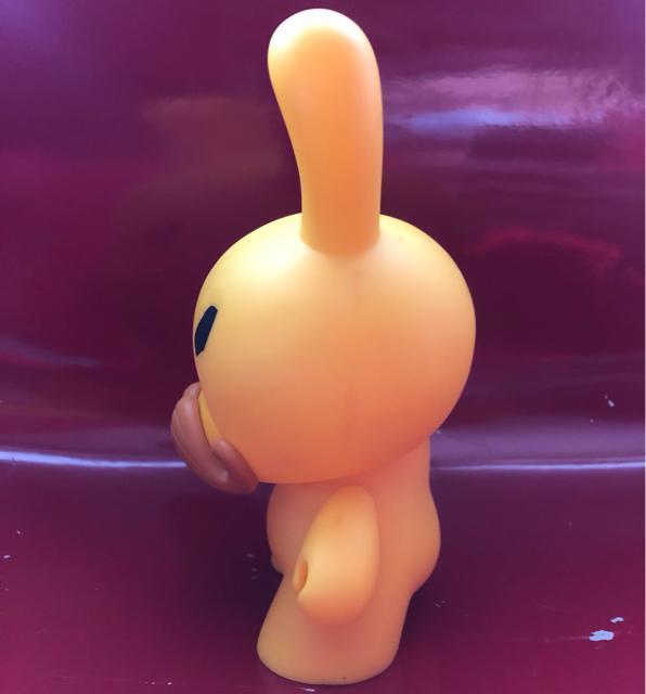 《Kidrobot × Swatch》フィギュア kozik toy2r QEE デザイナーズトイ dunny ART TOY < ホビー  《Kidrobot × Swatch》フィギュア kozik toy2r QEE デザイナーズトイ dunny ART TOY < ホビーの
