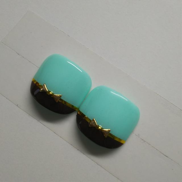 LBNYLA☆親指ペディ♪ミルキーミント×ブラウンバイカラー、パーティ < 香水/コスメ/ネイル  LBNYLA☆親指ペディ♪ミルキーミント×ブラウンバイカラー、パーティ < 香水/コスメ/ネイルの