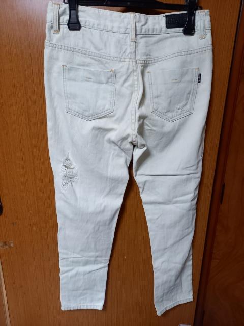 A ダメージパンツ < 女性ファッション  A ダメージパンツ < 女性ファッションの