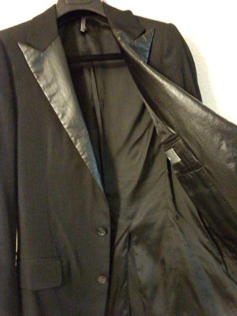 正規 激レア ディオールオム レザー調スモーキングジャケット 38 黒 最小 ラグジュアリーテーラードJK クラシックドレススーツ < ブランド 正規 激レア ディオールオム レザー調スモーキングジャケット 38 黒 最小 ラグジュアリーテーラードJK クラシックドレススーツ < ブランドの