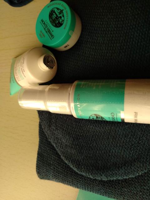 カタール航空ビジネスクラスアメニティキットCastello Monte Vibiano Nappa Dori < レジャー/スポーツ カタール航空ビジネスクラスアメニティキットCastello Monte Vibiano Nappa Dori < レジャー/スポーツの