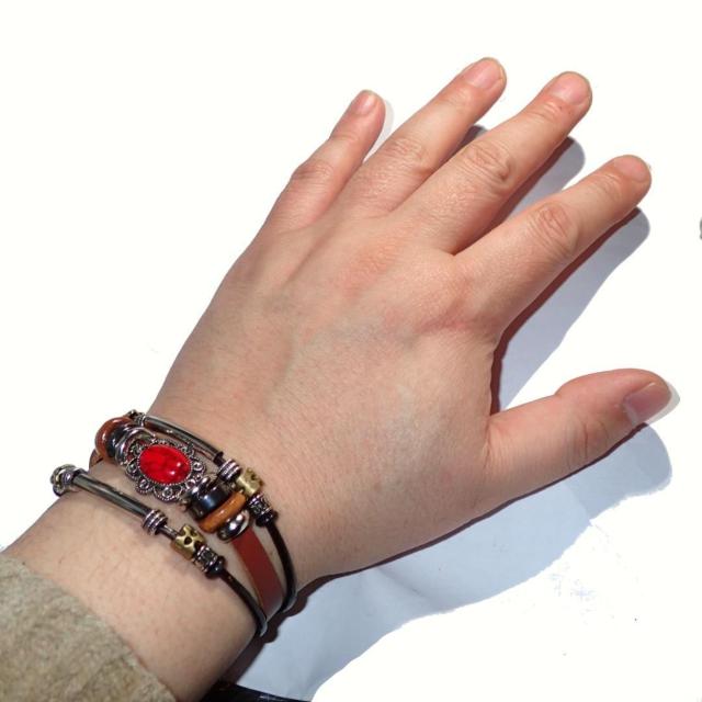 三連 赤色 天然石 レッド レザーブレスレット ブレスレット ブレス インディアン 茶色 < 男性アクセサリー/時計 三連 赤色 天然石 レッド レザーブレスレット ブレスレット ブレス インディアン 茶色 < 男性アクセサリー/時計の