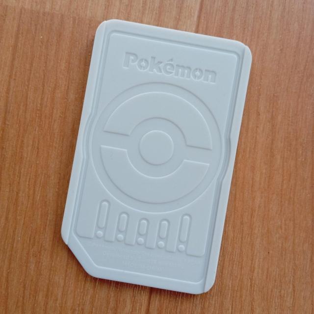 �g���p�X�@�|�P�b�g�����X�^�[ �� �z�r�[�� 