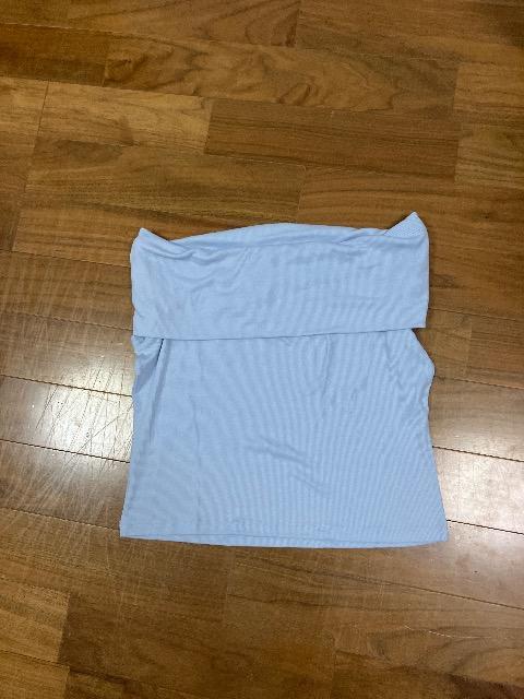 試着のみ タグなし GU オフショルダーTシャツ 3XL < 女性ファッション  試着のみ タグなし GU オフショルダーTシャツ 3XL  < 女性ファッションの