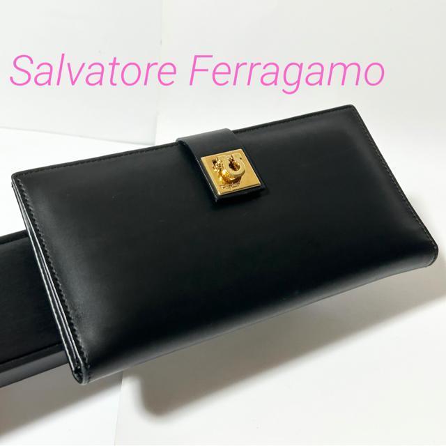 極美品 Salvatore Ferragamo フェラガモ ガンチーニ レザー 二つ折り 長財布 ブラック < ブランド  極美品 Salvatore Ferragamo フェラガモ ガンチーニ レザー 二つ折り 長財布 ブラック  < ブランドの