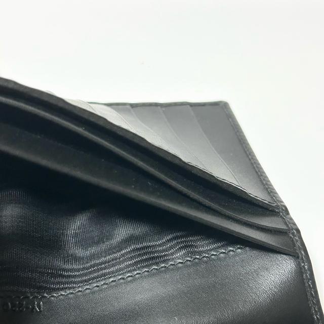 極美品 Salvatore Ferragamo フェラガモ ガンチーニ レザー 二つ折り 長財布 ブラック < ブランド  極美品 Salvatore Ferragamo フェラガモ ガンチーニ レザー 二つ折り 長財布 ブラック < ブランドの